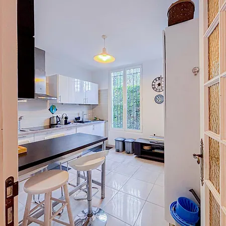 Vue - Wifi, Ac, Parking, 6pers Villa